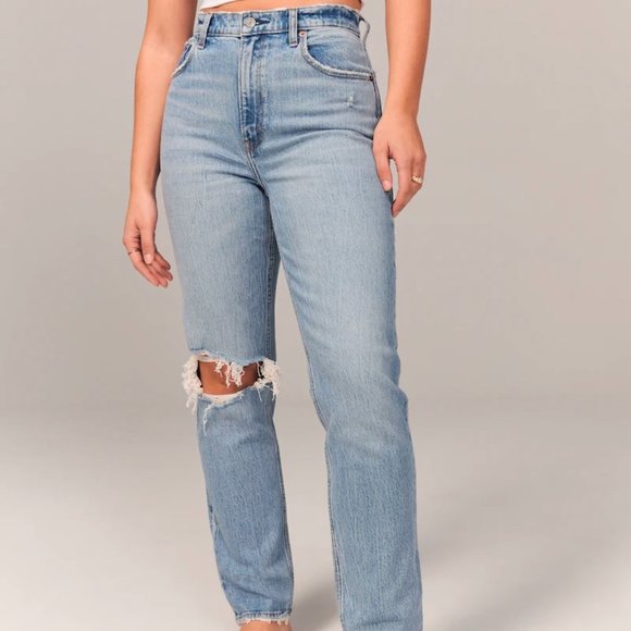 Abercrombie & Fitch Denim - Abercrombie & Fitch Curve Love Ultra High Rise 90s Distressed Straight Jean